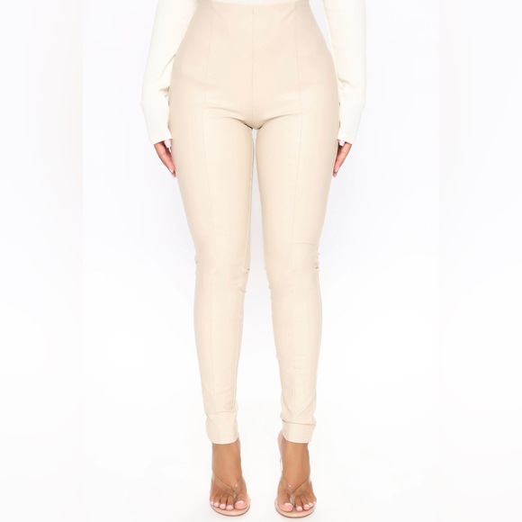 Backin' It Up Faux Leather Leggings - Ivory - Picture 3 of 4